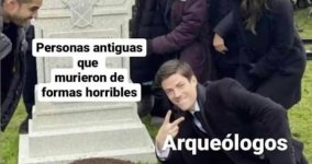 meme arqueologos.jpeg