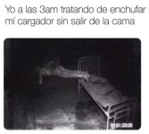 tratando de encufhar el cargador.jpg