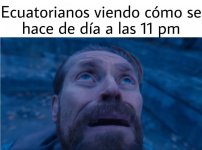 Ecuatorianos viendo como.jpg