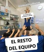 El pro del team carreando partida y el resto del equipo x v 2.1.7.jpg