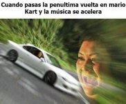 se momento en Mario Kart cuando sabes que todo puede pasar en la última vuelta... prros.jpg