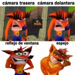 Cuando tomas una selfie vs. cuando te ves en el espejo...jpg