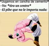 Futbol en la cancha de cemento ,ser como prros v2.jpg